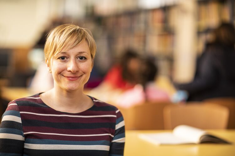  A female teacher in Spain